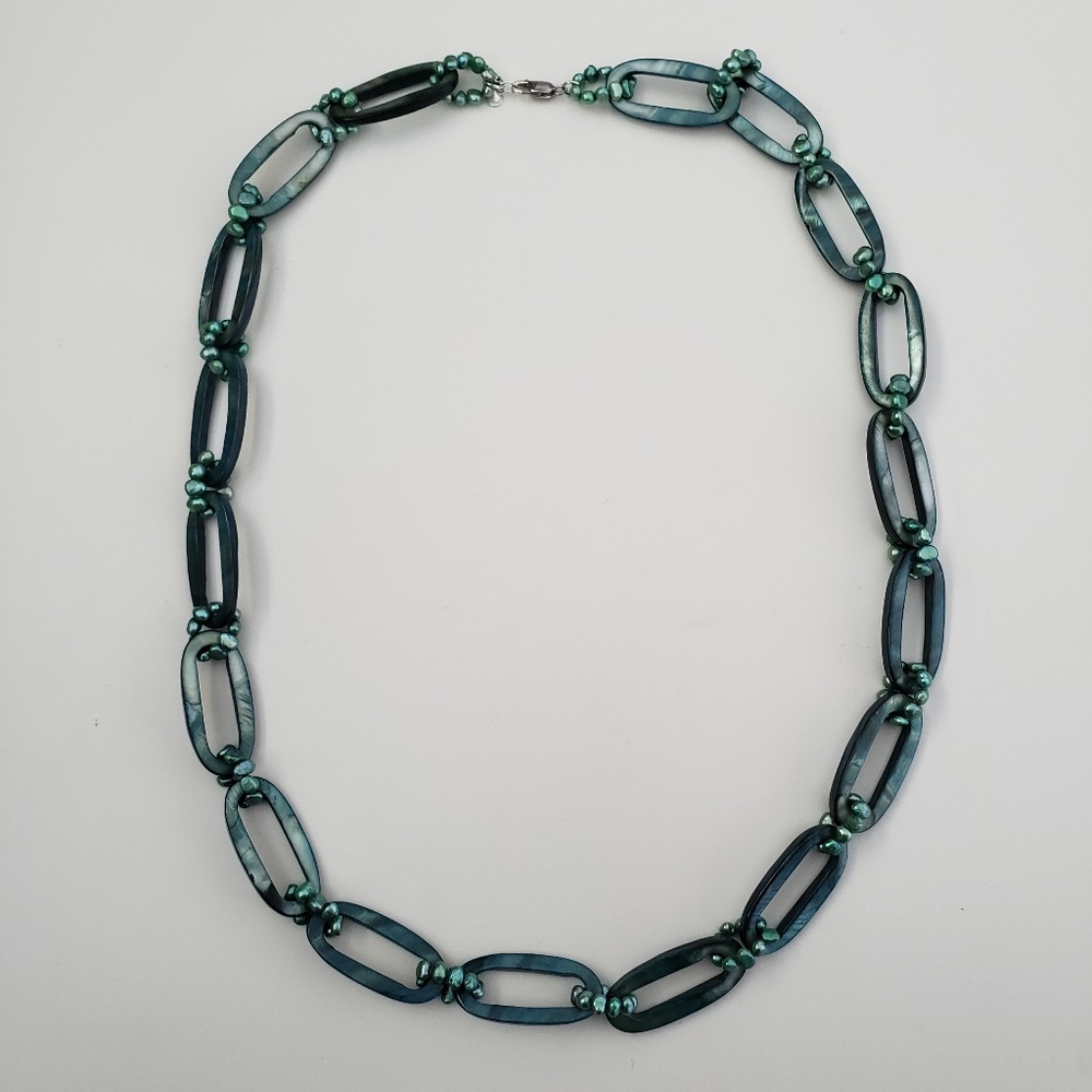 Anthology Vintage Shell & Fresh Water Pearl Link Chain Necklace